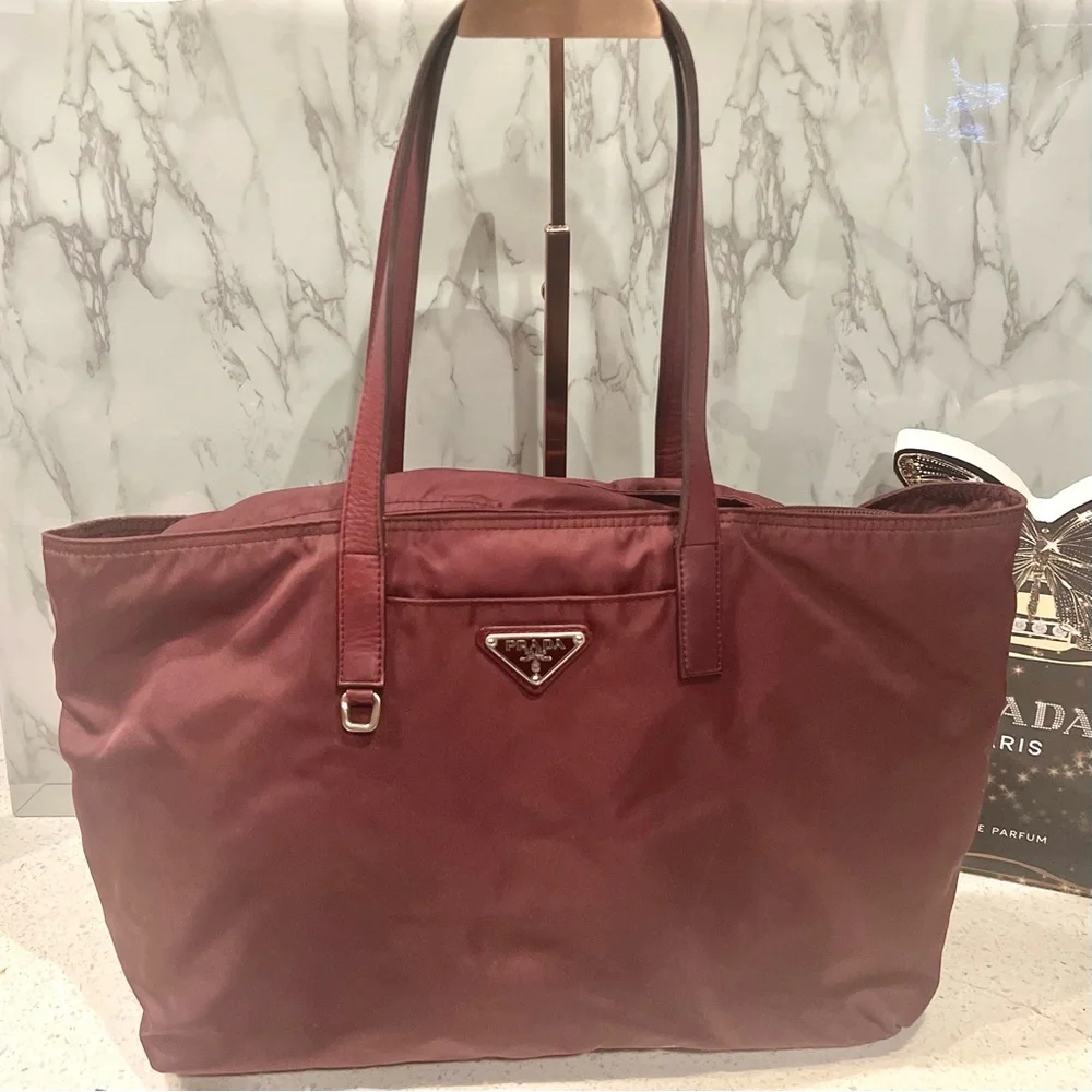 Prada Nylon Tote Bag EUC - Picture 3 of 11